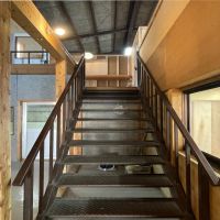 福岡市南区清水の賃貸物件/エントランスから2階へ。