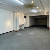 佐賀県唐津市刀町の賃貸物件/壁奥には水回りや部屋があります。