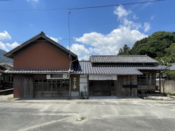 糸島市長野の賃貸物件/本物の時間と、本物の空間