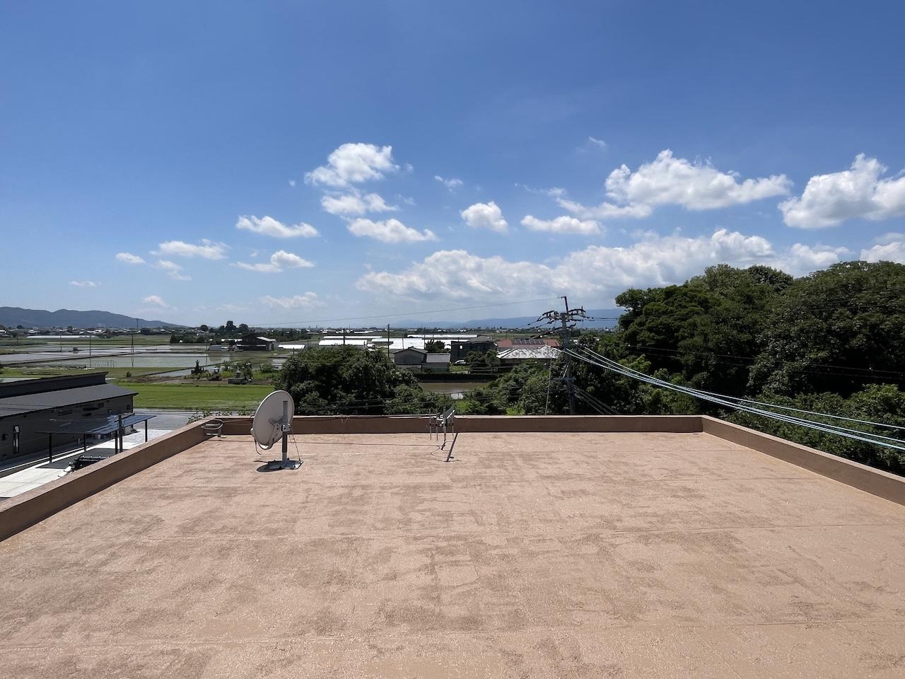 久留米市田主丸志塚島の売買物件/開放感溢れすぎる、屋上です！！