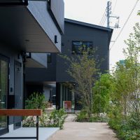 山口県防府市八王子の賃貸物件/建物が連なっていく感じ、伝わりますか？