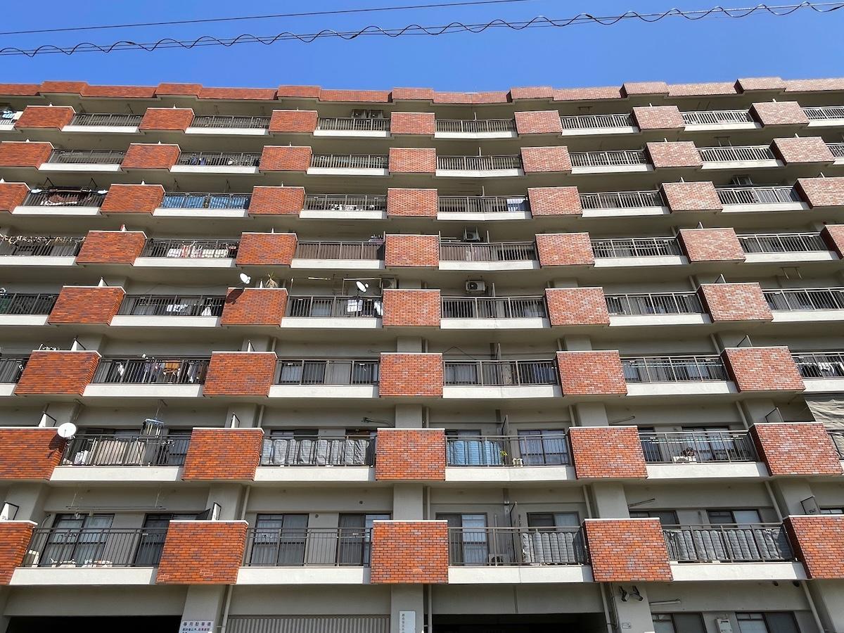 北九州市門司区旧門司の売買物件/海を目の前にした集合住宅。