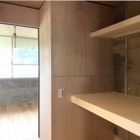北九州市⼩倉南区志徳の売買物件/2F通路の収納スペース。