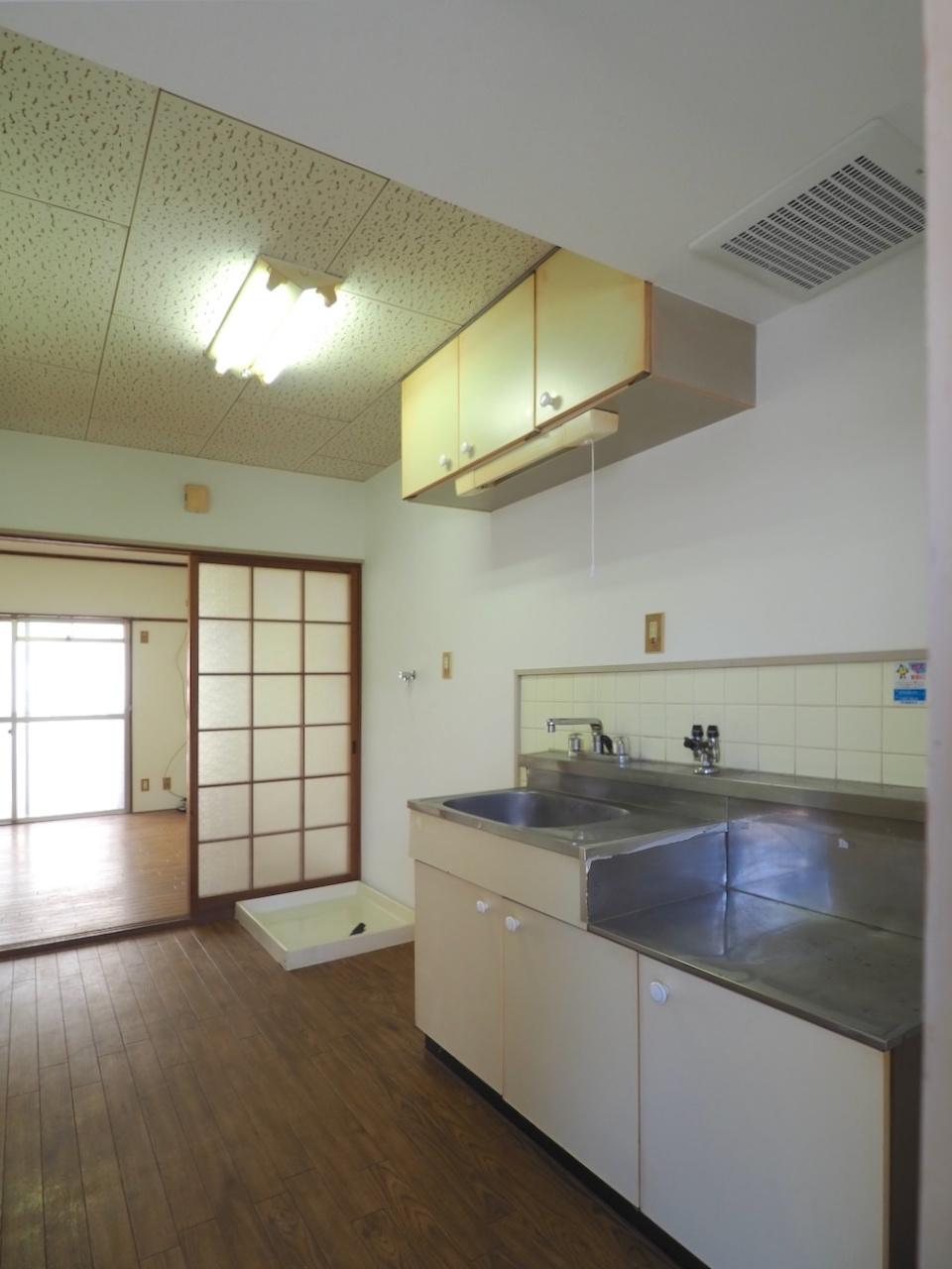 福岡市中央区平尾の賃貸物件/【205号室】予約制であれば多少の来客も可能。