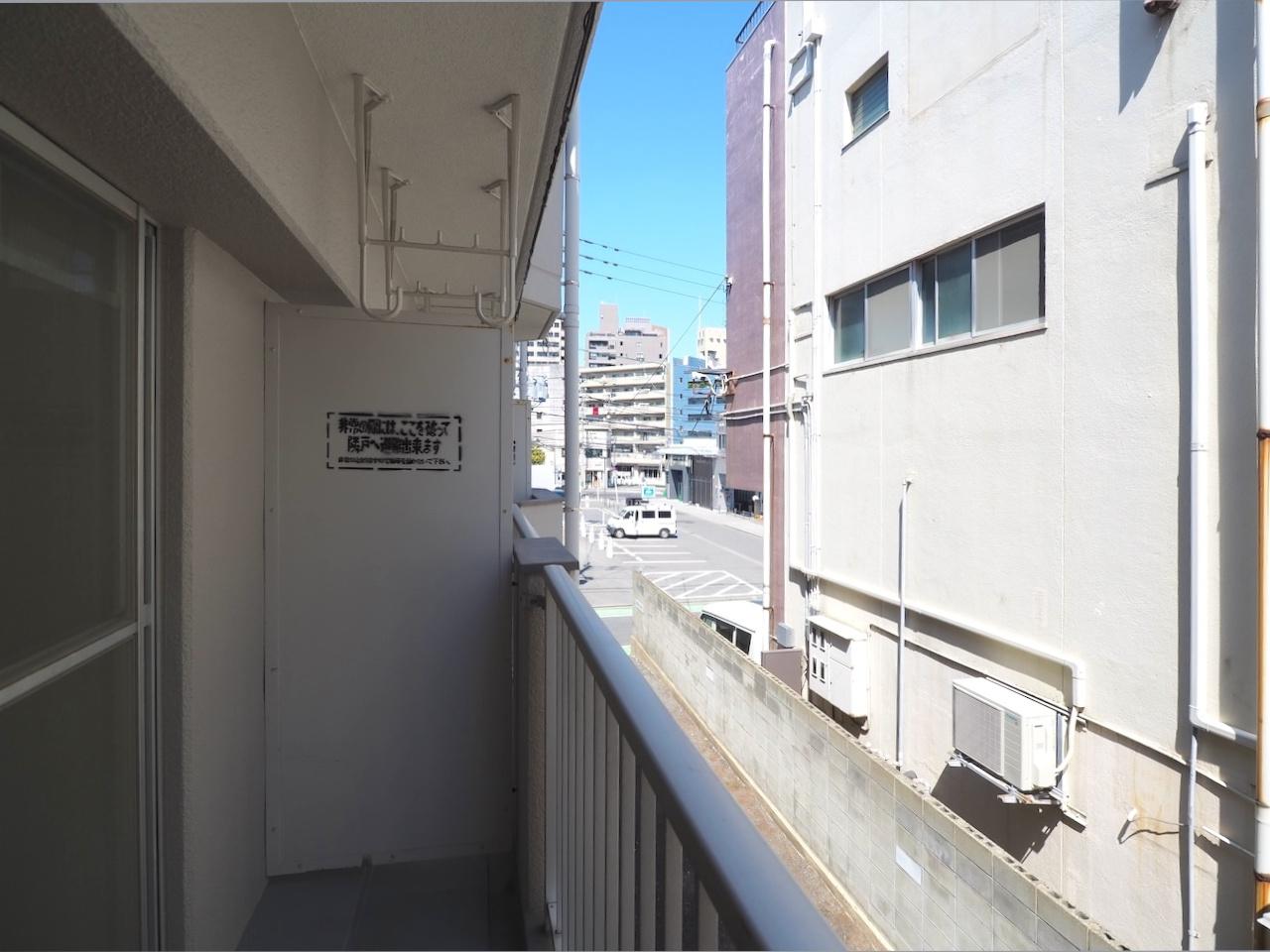 福岡市中央区平尾の賃貸物件/バルコニーは各部屋ついています。