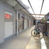 福岡市中央区平尾の賃貸物件/一階の駐輪場。