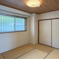 福岡市西区宮浦の賃貸物件/奥には和室。ゴロゴロしたい。