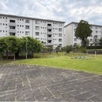 福岡市城南区東油山の賃貸物件/団地と言えば、敷地内の広い遊び場。
