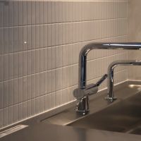 福岡市早良区野芥の売買物件/タイルを取り入れた、清潔感のあるデザインです。