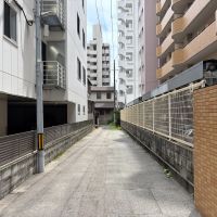 福岡市中央区荒戸の賃貸物件/ここを奥に進むと物件があります。