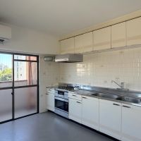 福岡市中央区赤坂の賃貸物件/「炊事室」という印象の作りです。程よいレトロを感じます。