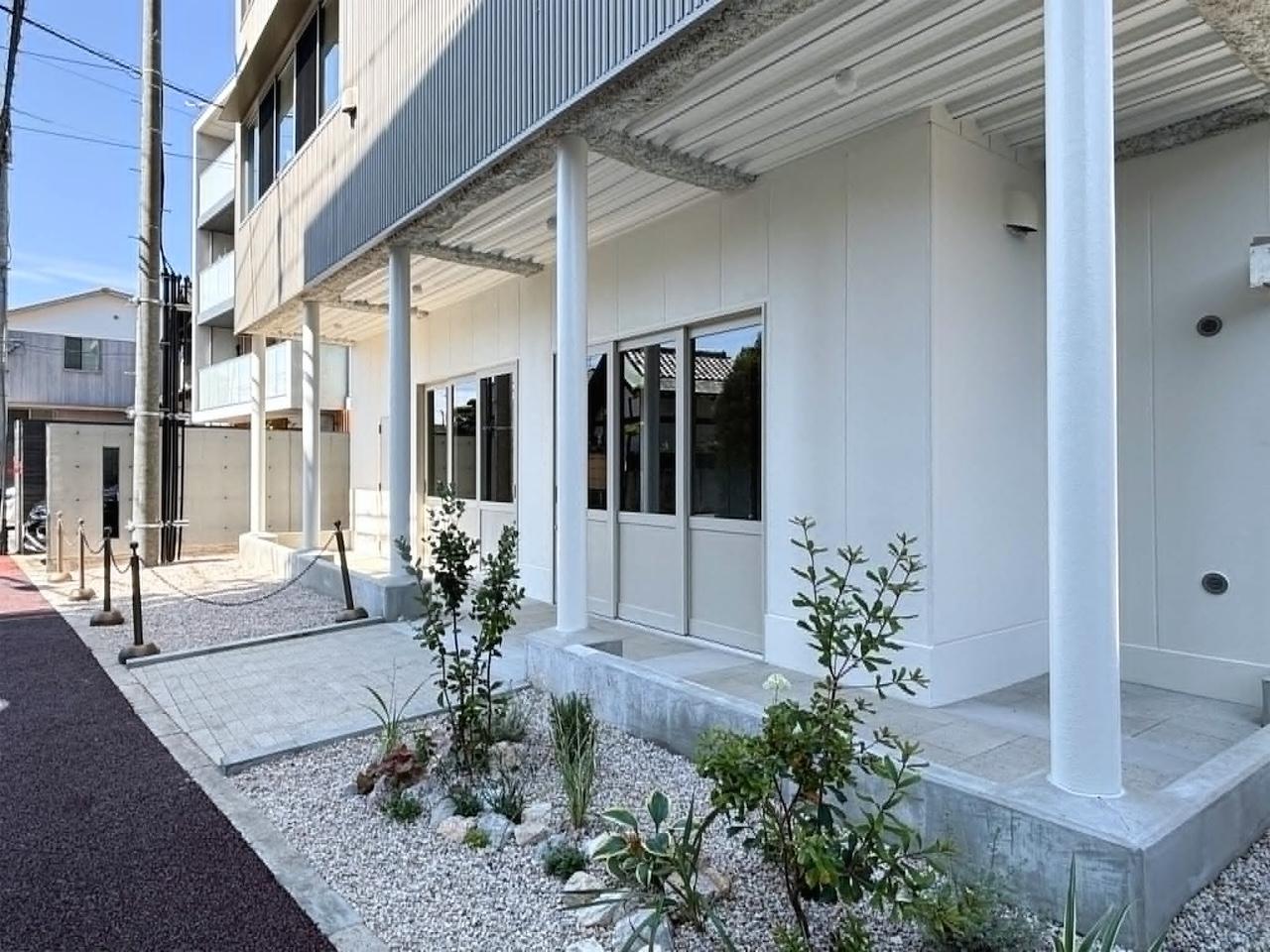 福岡市中央区唐人町の賃貸物件/砂利部分も使用可能。植物は愛でてください。