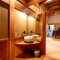 佐賀県西松浦郡有田町黒川の売買物件/洗面ボウルは、有田焼。