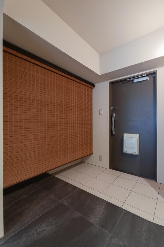 福岡市中央区草香江の売買物件/すだれで隠す。