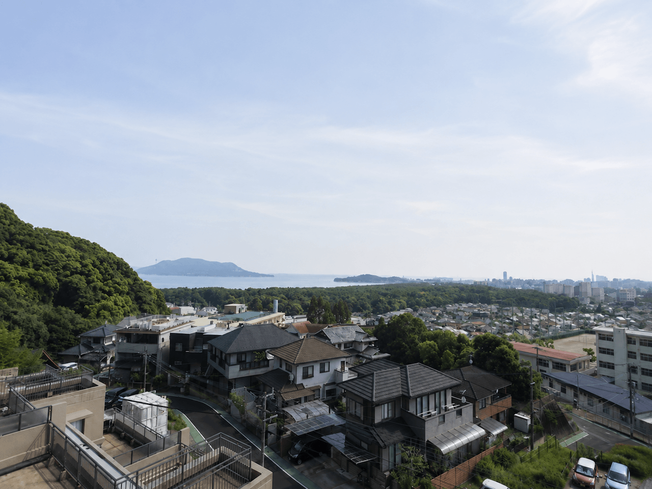福岡市西区生の松原の売買物件/奥には海も望める気持ちのいい眺め。