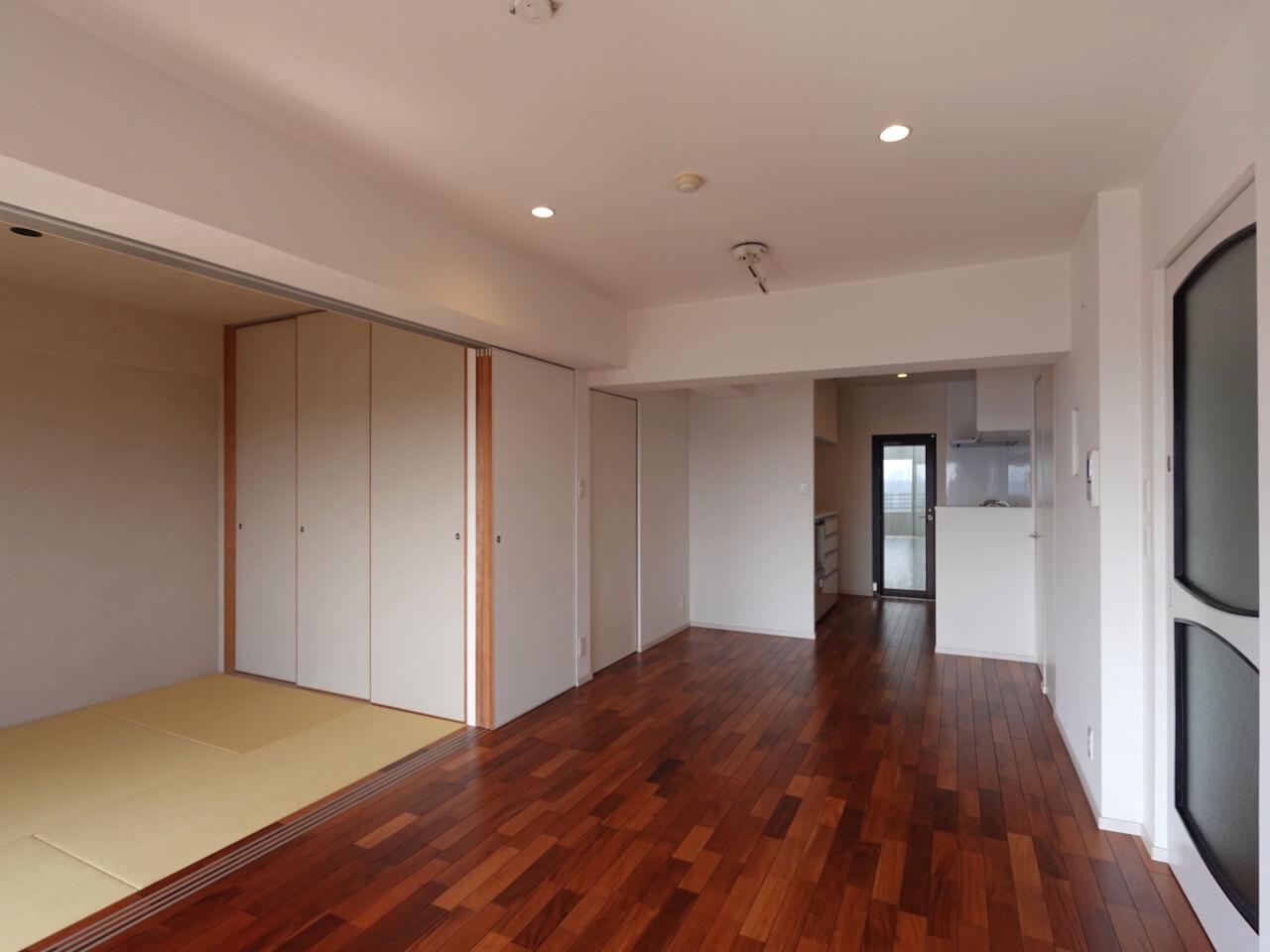 福岡市西区生の松原の売買物件/インテリアを選ばない、すっきりとした空間。