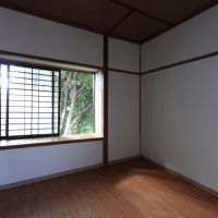 福岡市中央区桜坂の賃貸物件/こちらは窓を開ければ、グリーンが見えます。