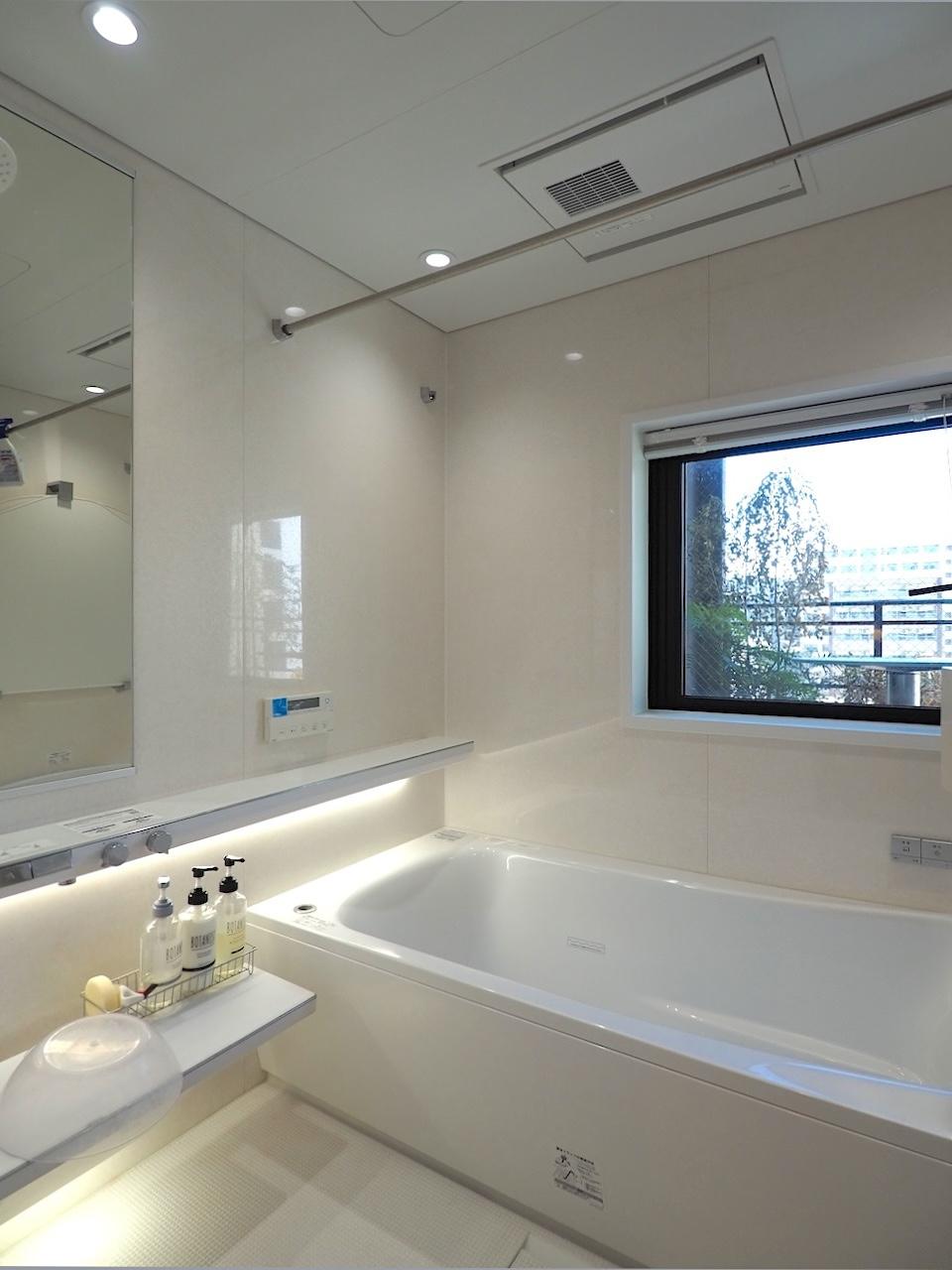 福岡市博多区奈良屋町の賃貸物件/バスルームは広々。