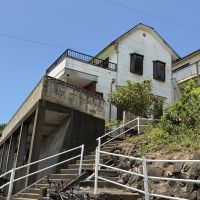 長崎県長崎市大鳥町の売買物件/この地の人たちにとっては当たり前だけど、凄い建築。