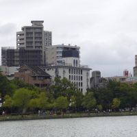 福岡市中央区大濠の賃貸物件/大濠公園を見守るように佇む、このエリアのシンボル的な存在です。