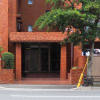 福岡市中央区鳥飼の売買物件/建物正面からパシャリ。