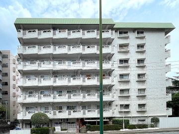 福岡市中央区大濠の賃貸物件/大濠の緑と、レトロマンション