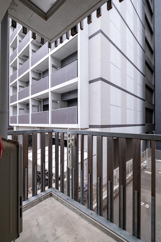 福岡市早良区 西新の賃貸物件/ベランダはコンパクト。