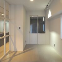 福岡市博多区東那珂の売買物件/ガラスで緩やかに分けた一角。使い方を考えるのも楽しそうです。