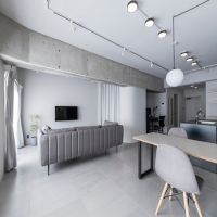 福岡市博多区東那珂の売買物件/家具を置いた際の参考写真。窓辺にくつろぐ場所をつくっています。