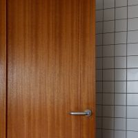 福岡市西区宮浦の売買物件/木の扉が、なんともかわいい。