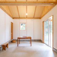 佐賀県佐賀市三瀬村の賃貸物件/そして中に入ると、広い土間。店舗やアトリエ、事務所として使ってもいいし、もちろんそのまま住まいの一部にしてもOK。