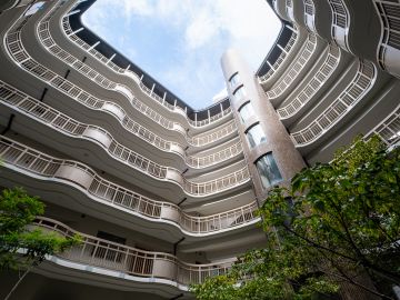 福岡市中央区薬院の賃貸物件/空を囲む、曲線美