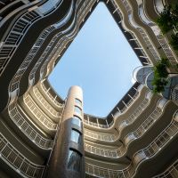 福岡市中央区薬院の賃貸物件/見上げてごらん、この景色。
