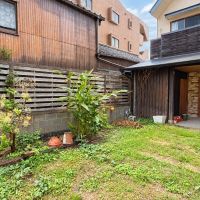 福岡県糸島市前原西の売買物件/お庭もほどよい広さ。
