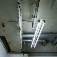 福岡市博多区古門戸町 の賃貸物件/天井はこのまま。配管むき出しも悪くない。