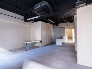 福岡市中央区赤坂の賃貸物件/引き継ぎたいアートピース