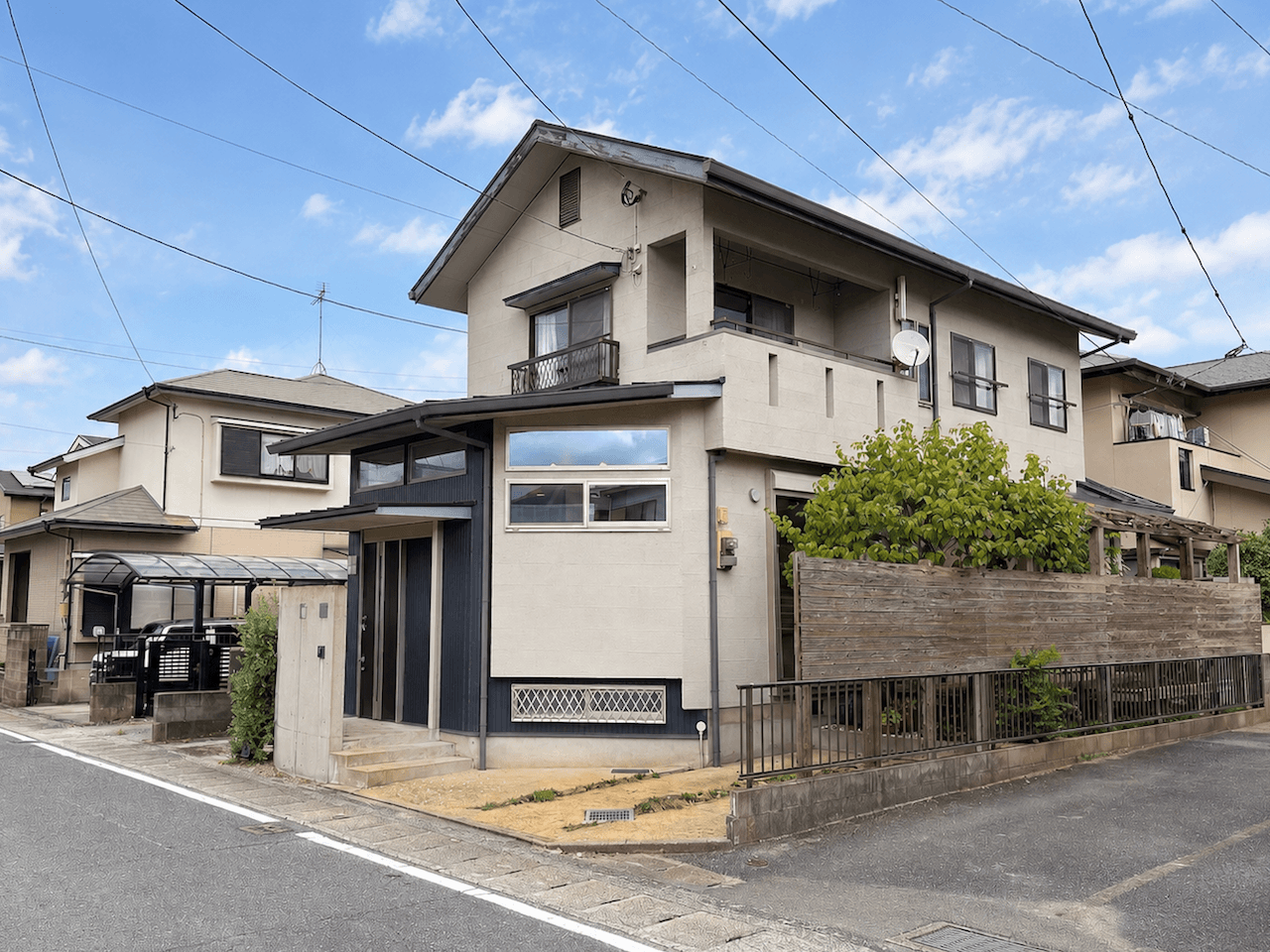 福岡市早良区四箇の売買物件/外観は、どこか馴染みのあるシンプルな佇まい。