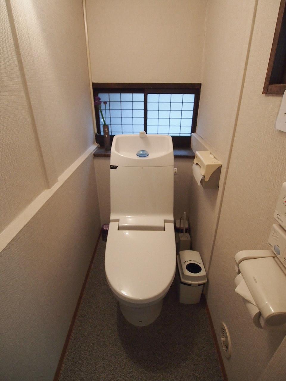 福岡市博多区下呉服町の売買物件/トイレ