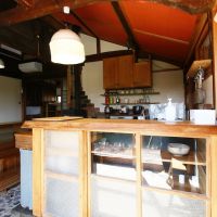 姶良市蒲生町の売買物件/ちょうど良い陳列棚？食器棚にするよりパンを並べたい。