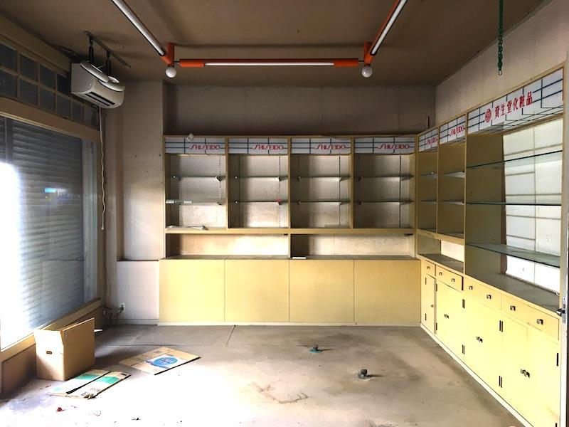 鹿児島市武岡の売買物件/以前は化粧品店。これはこれでなんだか雰囲気あります。