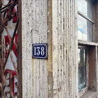 鹿児島市東千石町の売買物件/外観、気になる「138」
