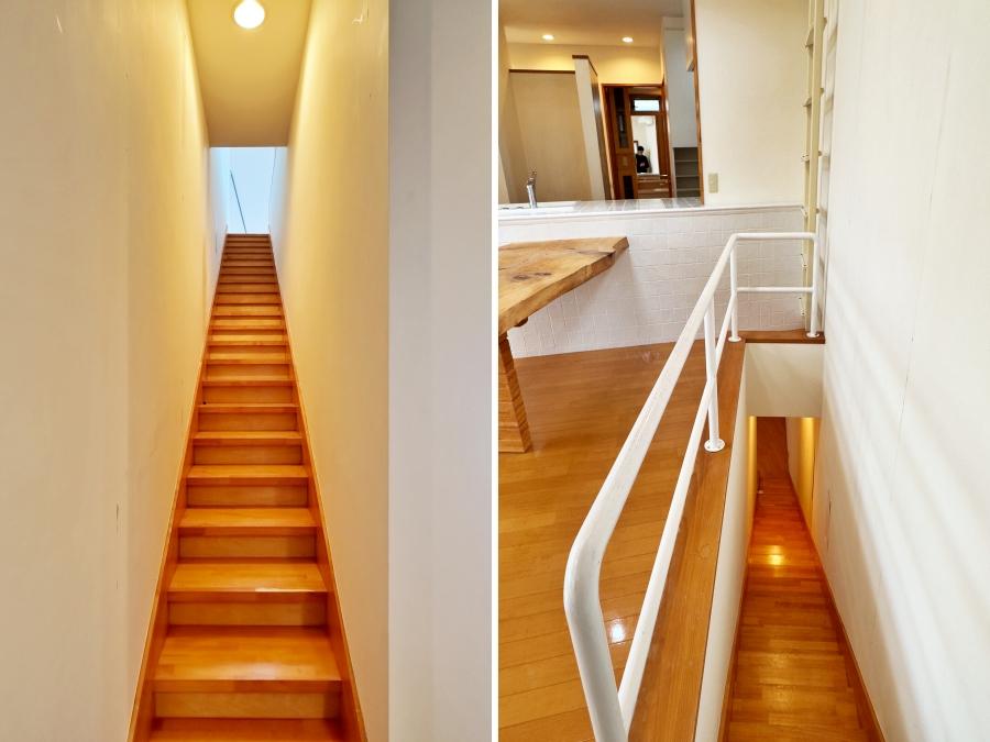 鎌倉市材木座五丁目の売買物件/左：イヌ専用階段の1階から見上げる｜右：2階から1階を見た構図