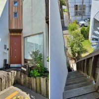 鎌倉市材木座五丁目の売買物件/左：玄関左に水栓柱｜右：外付け階段