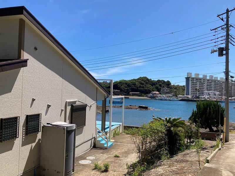 三浦市初声町三戸の売買物件/シーボニアとの対峙
