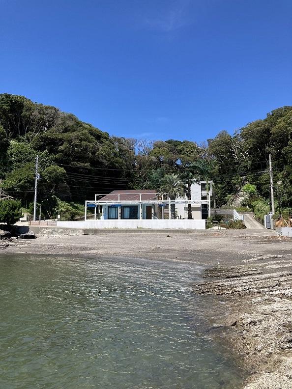三浦市初声町三戸の売買物件/近くに家はありますが、目の前には海のみです！