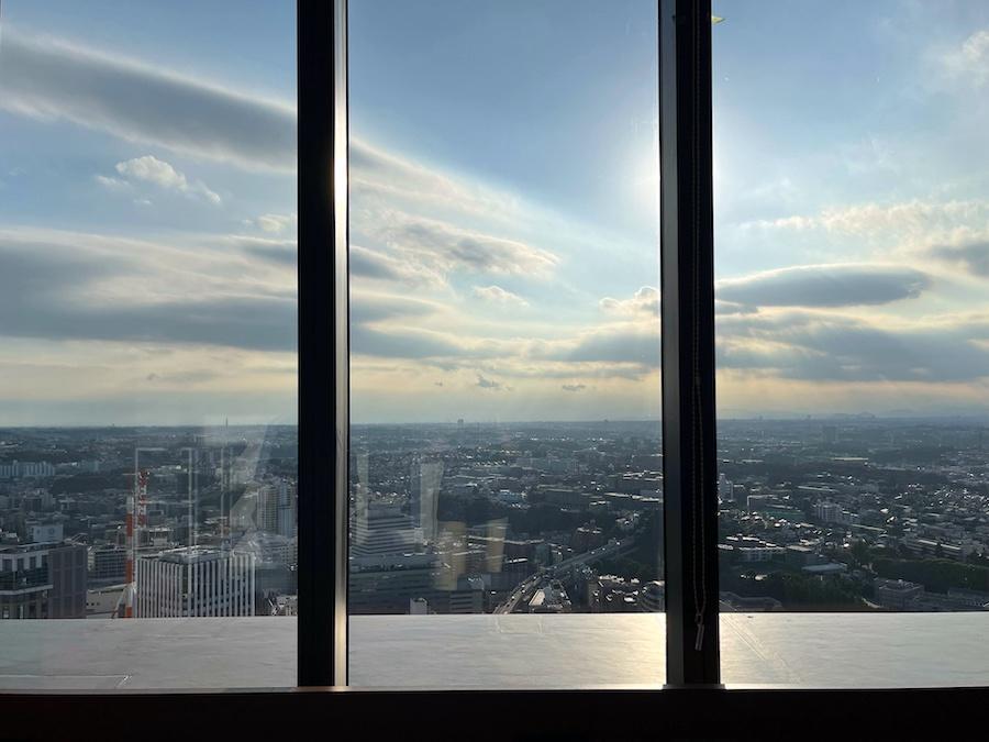 横浜市神奈川区鶴屋町一丁目の賃貸物件/窓からみえる風景（募集区画のプライベートオフィスから西側の眺め）