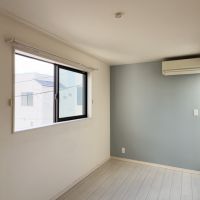 鎌倉市長谷二丁目の賃貸物件/3階6.4帖の洋室｜この部屋からは海が望めます