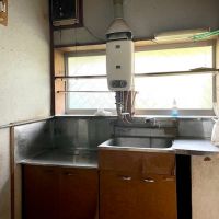 鎌倉市材木座二丁目の売買物件/キッチンも作業場っぽくリフォームしたい