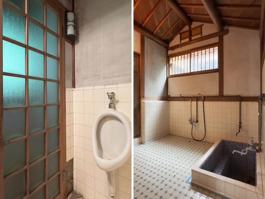 葉山町下山口の売買物件/左：小便器のあるトイレ｜右：タイル張りの風呂