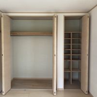 鎌倉市十二所の賃貸物件/2階│洋室６帖・８帖それぞれに収納があります。